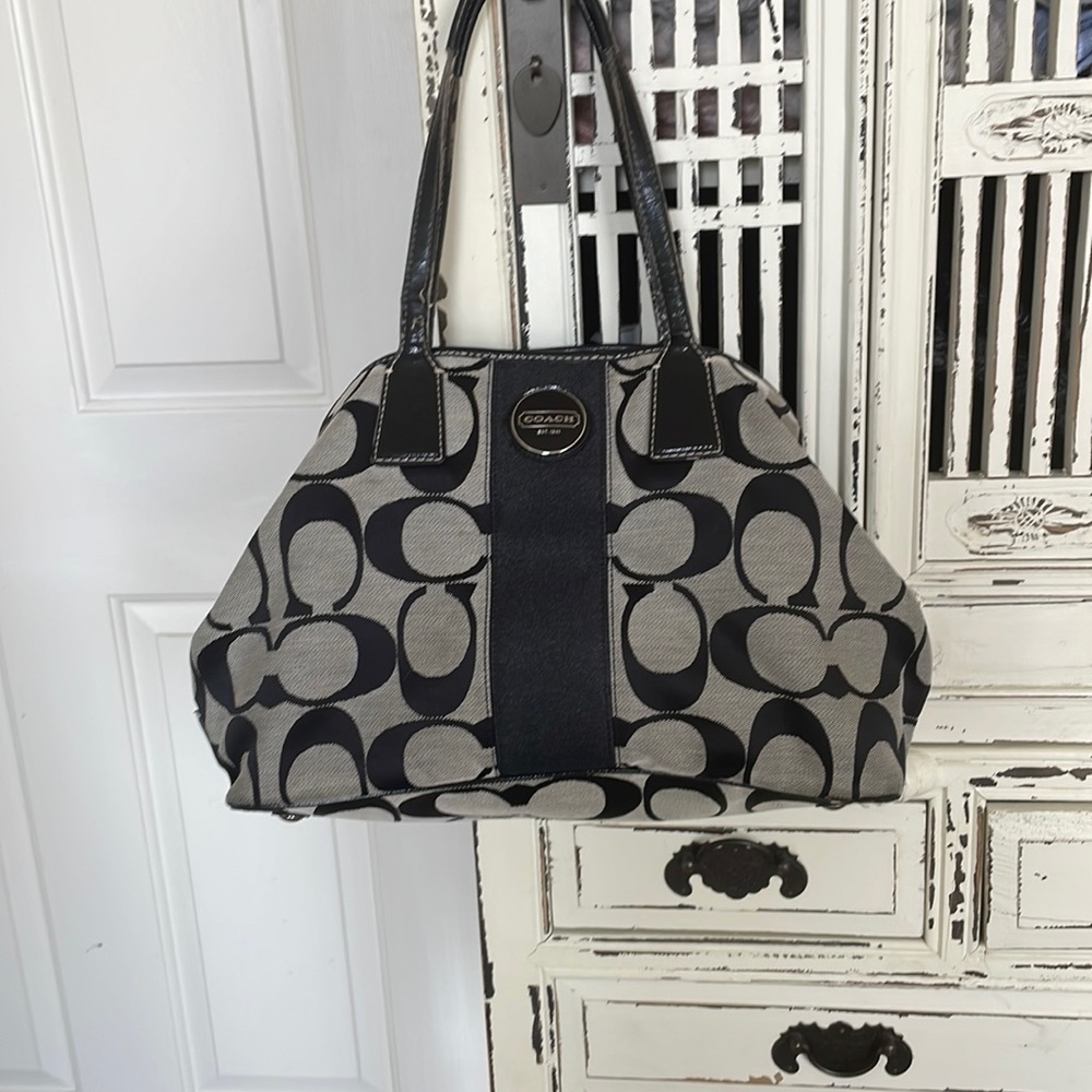 Coach bag medium to large sized.